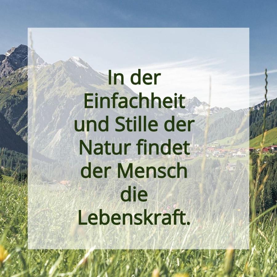 Villa Diese Einfache Unterkunft- Bergheimat Ist Nur Fuer Backpacker- Rucksacktouristen Und Radfahrer - Huettenfeeling Im Backpackerhoues- Ganz Einfach - Ganz Unkompliziert - Ganz Relaxd à Linthal Extérieur photo